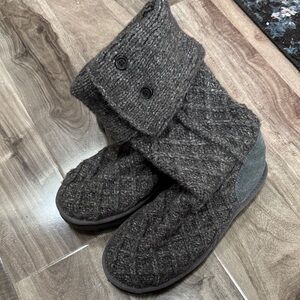 UGG Women's Charcoal Knit Boots